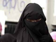 Costretta a portare il velo e picchiata, denunciati madre e nonno di una 14enne