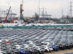 Dazi, Trump: “Sto valutando esenzione temporanea per le auto”