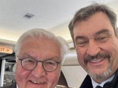 Funerale Papa Francesco, bufera social per selfie sorridente Soeder-Steinmeier