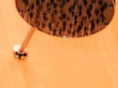 Guerra di Trump ai soffioni della doccia “deboli”, ecco la nuova legge del tycoon