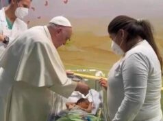 “Il battesimo non si cancella”, il chiarimento del Vaticano