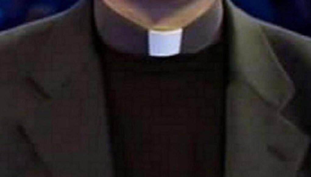 L’ex sacerdote si sposa e vuole un figlio, l’appello dei preti sposati al Vaticano