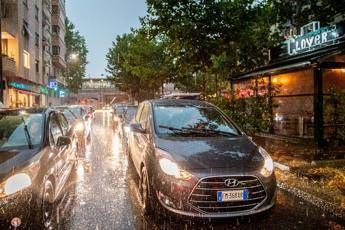 Maltempo, allerta meteo arancione oggi in 4 Regioni: Lombardia, Toscana, Lazio e Molise