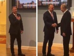 Mano sul cuore per salutare Putin, il gesto dell’uomo di Trump – Foto