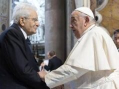 Mattarella, gli auguri a Papa Francesco: “Giustizia ed equità imprescindibili per la pace”