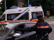 Modena, prete accoltellato in strada: è ferito