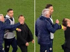 Mourinho follia in Turchia, tira il naso a allenatore del Galatasaray – Video