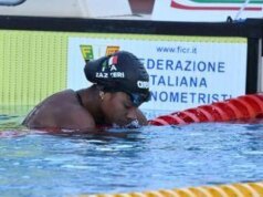 Nuoto, Sara Curtis batte record Federica pellegrini nei 100 stile libero