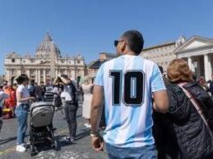 Papa Francesco, da oggi omaggio dei fedeli alla salma a San Pietro