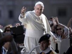 Papa Francesco, funerali entro domenica. Conclave dopo 5 maggio. Oggi governo proclama lutto