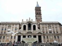 Papa Francesco, marmo dalla Liguria per il suo sepolcro e la sola iscrizione ‘Franciscus’ – Foto