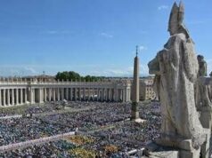 Papa Francesco, messa in suffragio a San Pietro: “Senso di smarrimento”