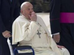 Papa Francesco morto, da ‘The Couple’ a ‘GialappaShow’: cosa non va in onda oggi