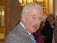 Re Carlo riprende gli impegni dopo la pausa per la cura del cancro