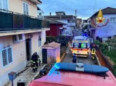 Roma, a fuoco abitazione ad Albano: morto 69enne