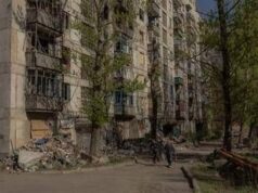 Ucraina-Russia, scaduta la tregua. Trump: “Speriamo in un accordo questa settimana”