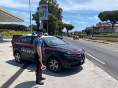 Ardea, rapina a un distributore: accoltellato a morte un dipendente. Caccia ai killer