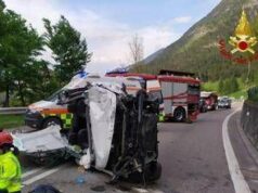 Belluno, incidente mortale sull’Alemagna: scontro tra moto e tre auto