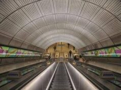 Blackout paralizza la metro di Londra, tre linee sospese e ritardi su altre sei