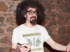 Caparezza torna in concerto dopo quattro anni, l’annuncio a sorpresa