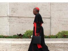 Conclave 2025, il cardinale escluso: “Non mi hanno invitato”