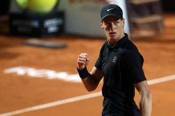 Cuore Sinner, rimonta Paul e vola in finale agli Internazionali