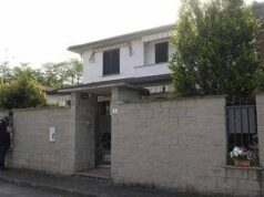 Garlasco, famiglia Poggi: “Si cerca attizzatoio? In casa manca solo un martello”