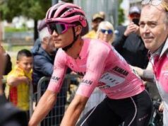 Giro d’Italia 2025, Del Toro soffre ma rimane in rosa: la classifica aggiornata