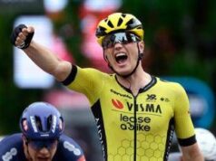 Giro d’Italia 2025, Kooij vince in volata la dodicesima tappa. Del Toro ancora rosa