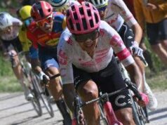 Giro d’Italia, Carapaz vince in fuga l’undicesima tappa. Del Toro resta in maglia rosa