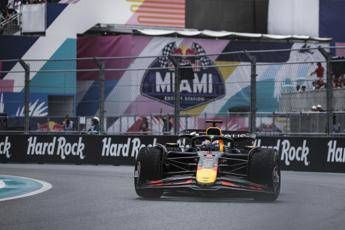 Gp Miami, Verstappen in pole davanti a Norris e Antonelli: ecco la griglia di partenza