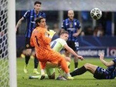 Inter-Barcellona, Inigo Martinez sputa ad Acerbi dopo il gol del 2-0 – Video