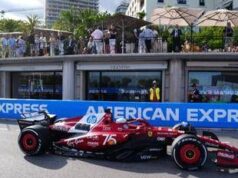 Leclerc vola e la Ferrari sogna, Charles domina libere a Monaco
