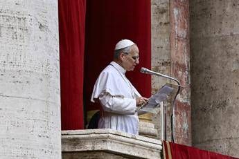 Leone XIV, Regina Coeli a San Pietro: primo discorso domenicale da Papa
