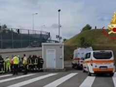 Lomazzo, scontro tra camion e pullman con 30 bambini a bordo: morta una maestra