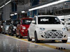 Mirafiori, ecco i primi esemplari della nuova 500 ibrida