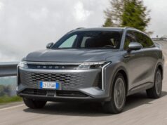 OMODA 9 Super Hybrid arriva in Italia