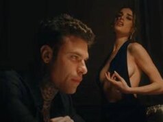 ‘Scelte stupide’, fuori il nuovo singolo di Fedez e Clara – Video