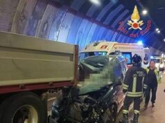 Scontro tra camion e auto sulla statale ‘Dei Due Mari’, due morti nel Catanzarese