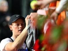 Sinner, la giornata al Foro tra spot e autografi ai bambini