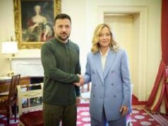 Ucraina, leader europei a Kiev. Meloni: “Urgente tregua totale di 30 giorni”