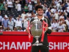 Alcaraz, trionfo al Queen’s. Ora il primo posto di Sinner è più vicino