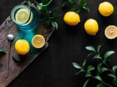 Bere acqua e limone al mattino fa bene? Cosa dice lo scienziato