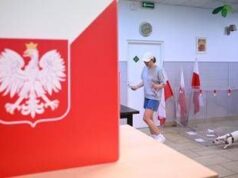 Elezioni in Polonia, urne aperte per ballottaggio presidenziali: testa a testa nei sondaggi