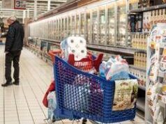 Inflazione cala all’1,6% a maggio, ma per il ‘carrello della spesa’ si sale a 2,7%