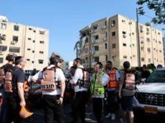 Iran, attacco di Israele a reattore Arak. Missili su Tel Aviv, colpito ospedale di Soroka