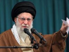 Iran, ondata di missili contro Israele. Teheran smentisce attacco a Khamenei