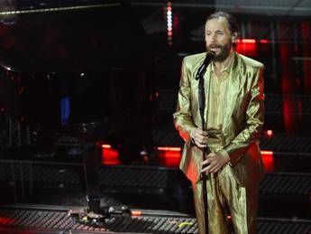 Jovanotti: “A 2 anni mi sono ammalato, stavo morendo. I medici mi hanno salvato”