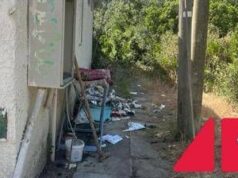 Tra Ostia e Torvaianica neanche un bagno pubblico in 2 km di spiaggia, i ‘Cancelli’ nel degrado