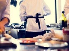 “Cerco chef né comunista né gay”, bufera su post cuoco stellato